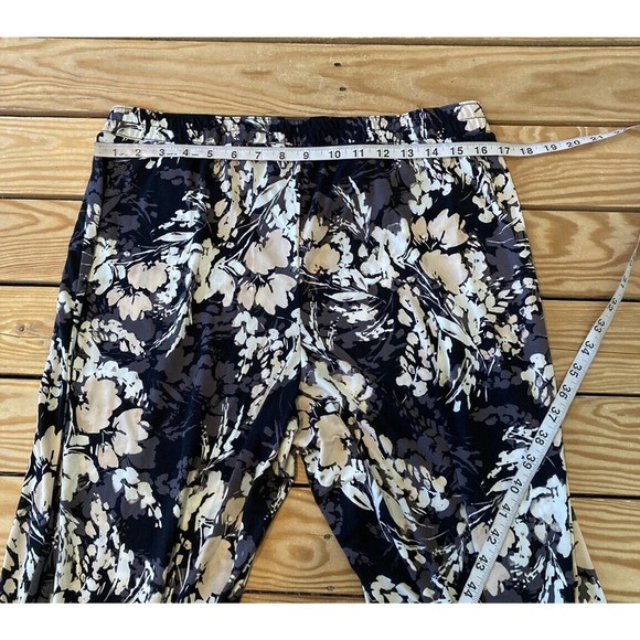 NEW Breezies Solid Top & Printed Crop Sleep Set Size Large Women’s Black - Picture 10 of 12